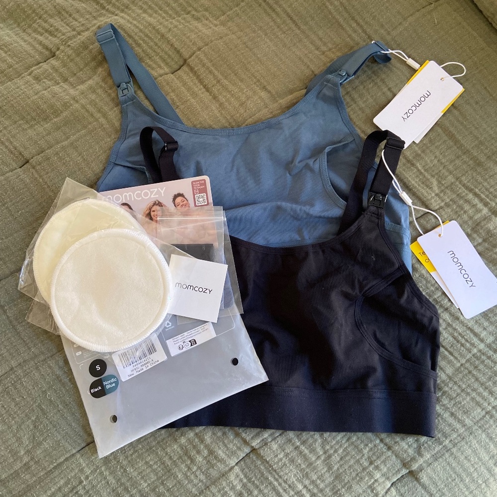 Momcozy Bundle Black & Blue New with Tags Nursing Breastfeeding Bras Small